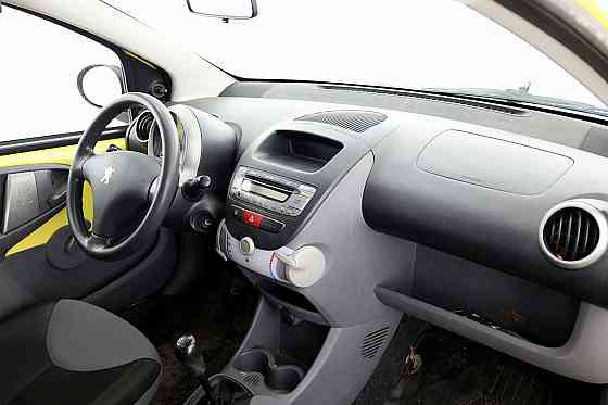 Peugeot 107 Elegance 1.0 50kW Таллин