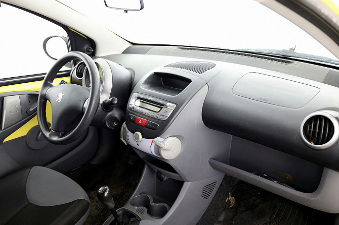 Peugeot 107 Elegance 1.0 50kW Таллин - изображение 5