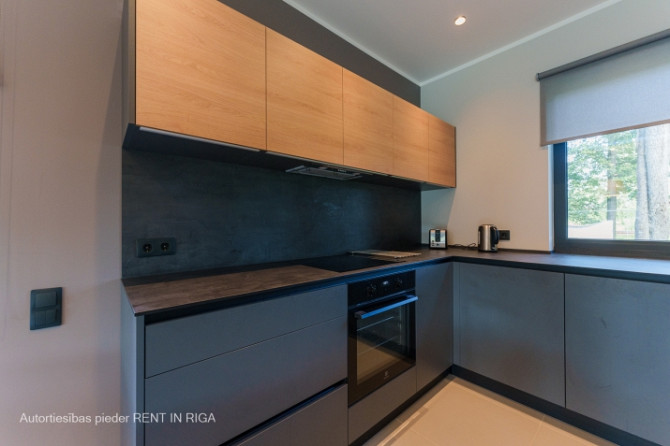 Jauna, gaumīga un energoefektīva dvīņu māja Jūrmalā.  Jūnijā cena 3000 eur, jūlijā, Jūrmala - foto 8