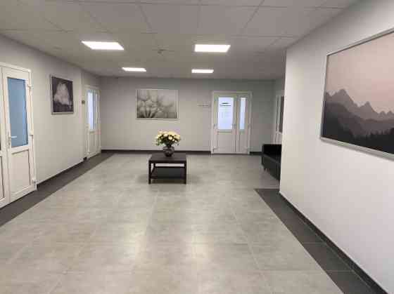 Jelgavas mašīnbūves rūpnīcā, Barona ielā 40 piedāvājam nomāt kvalitatīvas biroja telpas 4. stāvā. Pi Елгава и район