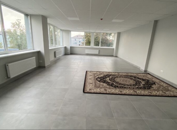 Jelgavas mašīnbūves rūpnīcā, Barona ielā 40 piedāvājam nomāt kvalitatīvas biroja telpas 4. stāvā. Pi Елгава и район - изображение 2