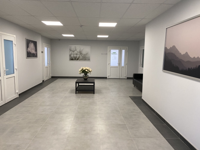 Jelgavas mašīnbūves rūpnīcā, Barona ielā 40 piedāvājam nomāt kvalitatīvas biroja telpas 4. stāvā. Pi Елгава и район - изображение 5