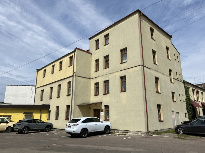 Piedāvājumā biroja telpas Brasā, Starta iela 1.  + Kopējā platība 34.1 m2; + 2. stāvs; + Ap Rīga - foto 1