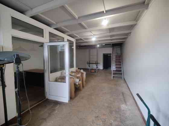 Noliktavas/ražošanas telpas Šampēterī.  Kopējā telpu platība 470 m2. 1. stāvs: Kopējā telpu platība  Рига