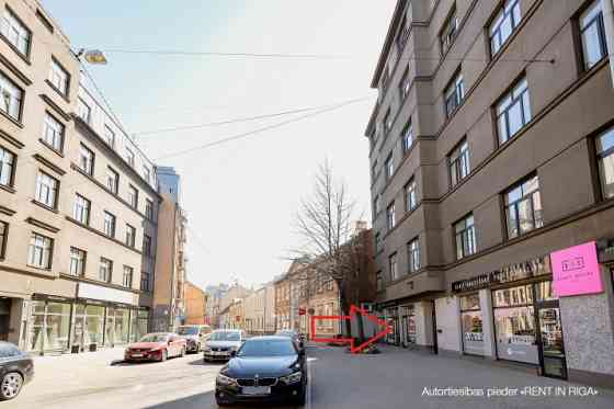 Retail Premises on Avotu Street 10, between Čaka and Lāčplēša Streets.  This section of Avotu Street Rīga