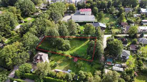 Land Plot in a green and quiet area of Šampēteris  at the Corner of Astras and Plēsuma Streets. The  Рига