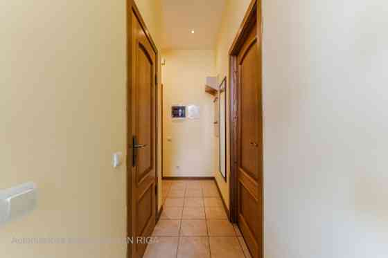 For long term rent fully furnished and equipped 2-bedroom apartment in the city center in a quiet co Рига