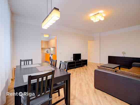 Furnished two-bedroom apartment in the very center of the city, which at the same time allows you to Рига
