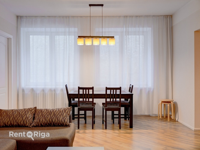 Furnished two-bedroom apartment in the very center of the city, which at the same time allows you to Рига - изображение 6