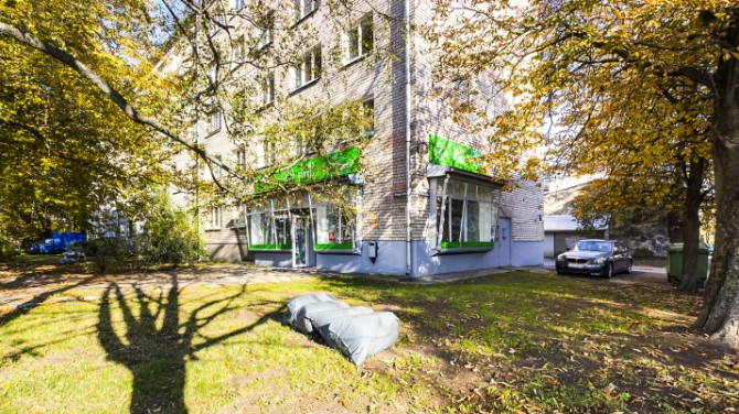 Kafejnīcas telpas pie Eksporta ielas.  + 1. stāvs ar ieeju no fasādes un skatlogiem. + Rīga - foto 3