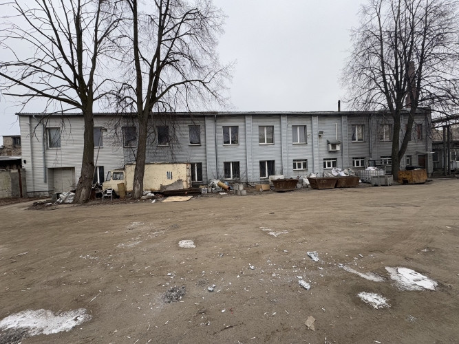 Teritorija un ražošanas ēkas Sarkandaugavā.  Ēku kopējā platīb 2337 m2; Zemes kopējā Rīga - foto 3