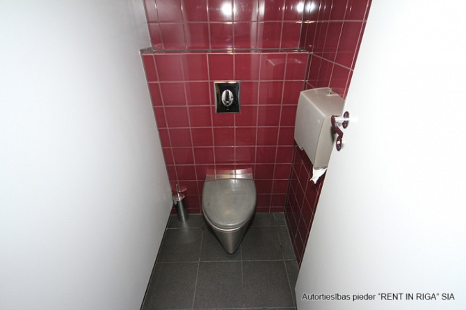 Piedāvājam nomāt biroja telpas jaunā biroja centrā. Pilnībā aprīkoti un darbam gatavi darba Rīga - foto 3