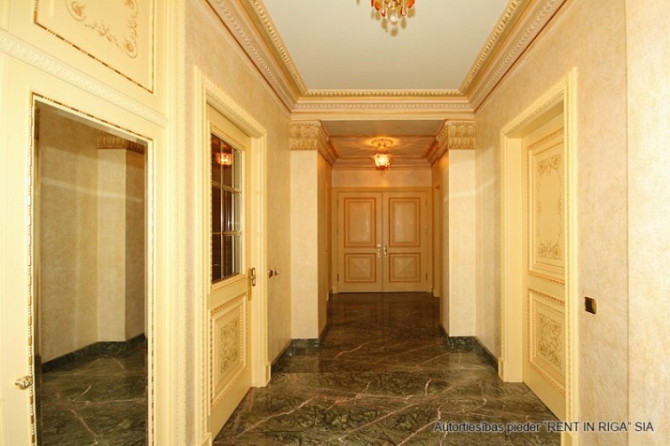 Pārdod ekskluzīvu dzīvokli pašā Rīgas centrā, pie Brīvības pieminekļa.  Dzīvoklis Rīga - foto 9