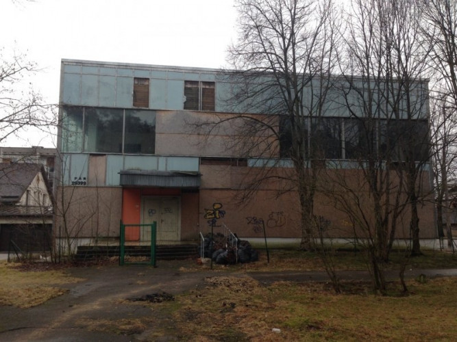 Atsevišķi stāvoša ēka Malienas ielā 11a.  2 gadu laikā īpašnieks veic ēkas pilnu Rīga - foto 6
