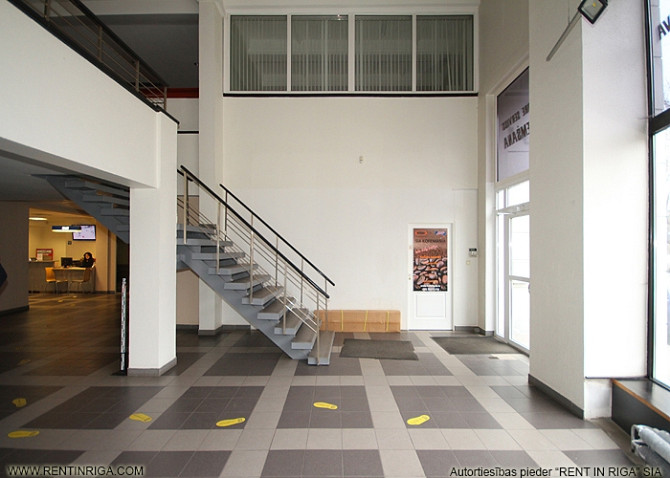 Tirdzniecības- noliktavas ēka Centrā.  + Zemes platība 1420 m2 (īpašumā); + Ēkas kopējā Rīga - foto 7