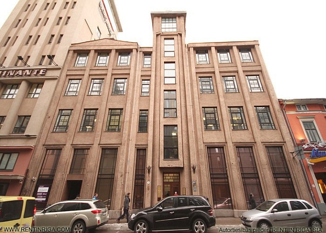 Tiek iznomāts kvalitatīvs birojs ar kopīgo platību 38 kvadrātmetri, pilsētas centrā pretī Rīga - foto 1