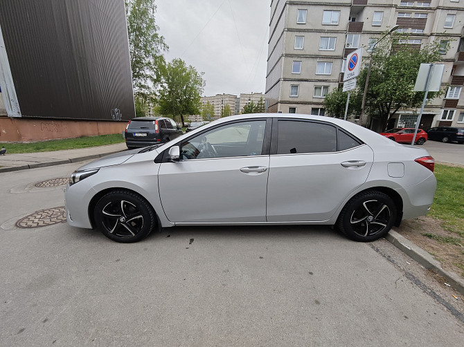 Toyota Corolla 2016 — tikai 114 000 km! Uzticama automašīna, gatava braukšanai Cena: 8 500 EUR... Рига - изображение 1
