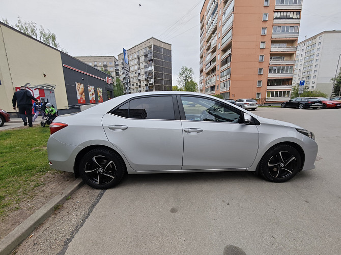 Toyota Corolla 2016 — tikai 114 000 km! Uzticama automašīna, gatava braukšanai Cena: 8 500 EUR... Рига - изображение 2