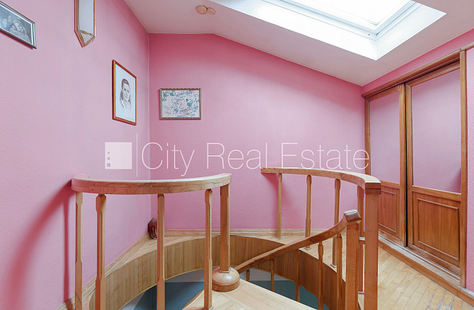 Fasādes māja, slēgts pagalms, vieta automašīnai, ir lifts, balkons, sauna, logi vērsti mājas Rīga - foto 15