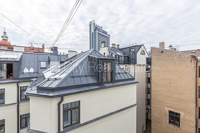 Pagalma ēka, renovēta māja, slēgts pagalms, ieeja no ielas un pagalma, ir lifts, kāpņu telpa Rīga - foto 7