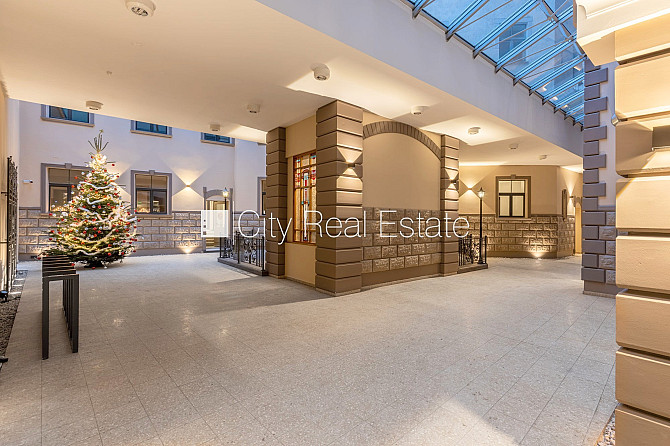 Pagalma ēka, renovēta māja, slēgts pagalms, ieeja no ielas un pagalma, ir lifts, kāpņu telpa Rīga - foto 14