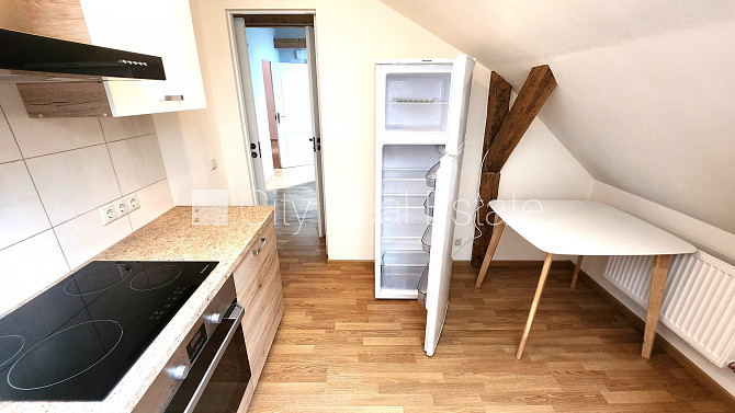 Fasādes māja, renovēta māja, slēgts pagalms, ieeja no ielas un pagalma, kāpņu telpa pēc Rīga - foto 10