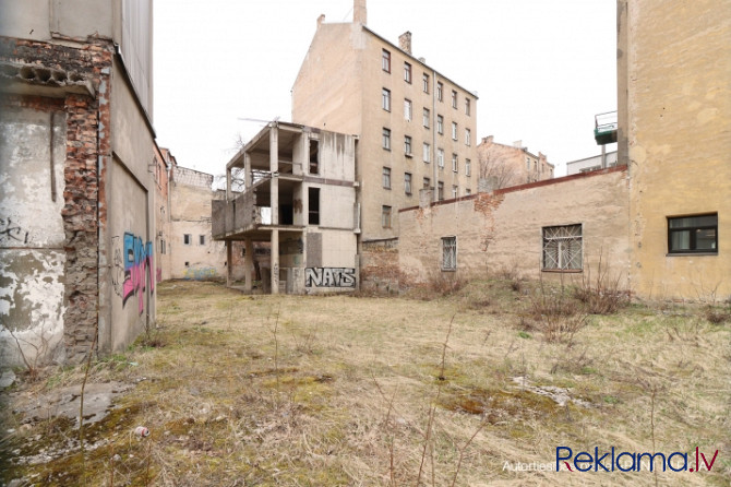 Plašas un gaišas tirdzniecības telpas Rīgas aktīvajā centrā.  Telpas, kas atrodas ēkas Rīga - foto 2