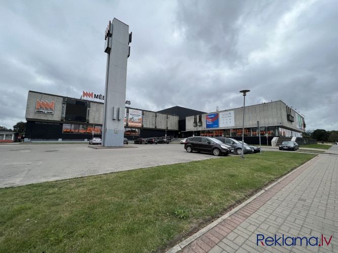 Zemes gabals piemērots komercdarbības vajadzībām, lieliska vieta neliela Stock office izveidei, Valmiera un Valmieras novads - foto 1