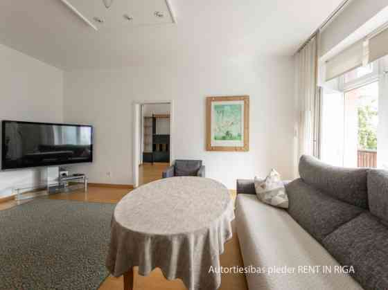 4-room apartment available for rent.  Thoughtful layout of the apartment, consisting of living room, Рига