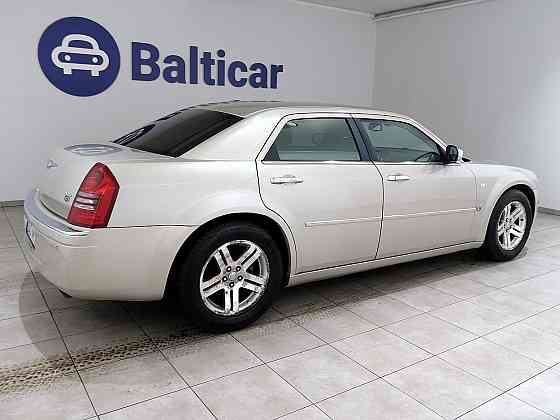 Chrysler 300 C Limited 3.0 CRD 160kW Tallina