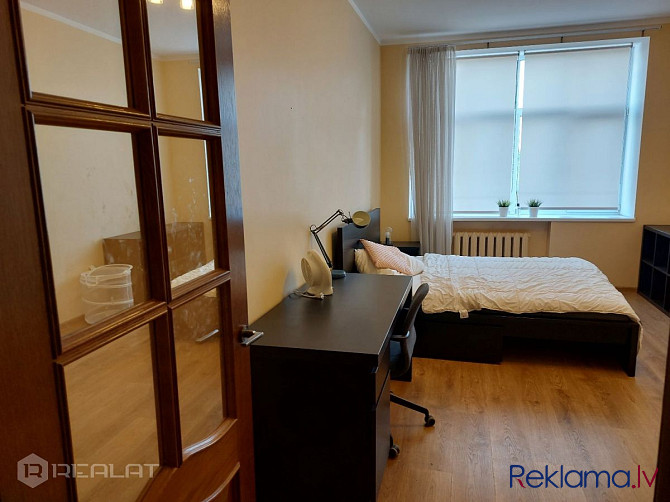 Pārdod 2-istabu dzīvokli 1. stāvā 5 Ļoti silts un gaišs dzīvoklis, augstais 1. stāvs Rīga - foto 5