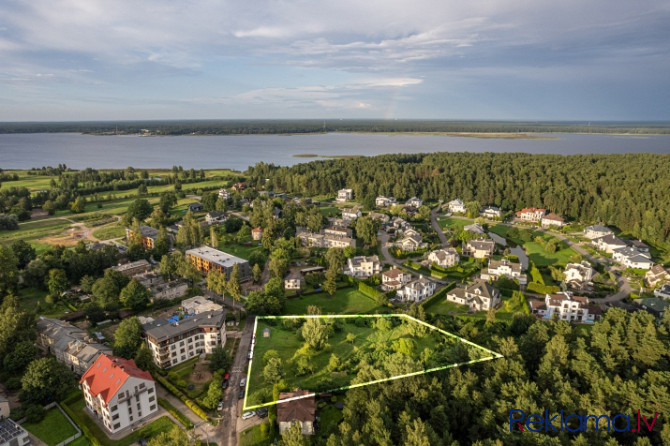 Pārdod zemesgabalu ar būvprojektu 36 dzīvokļu mājai. Zeme atrodas klusā vietā, netālu no Rīga - foto 2