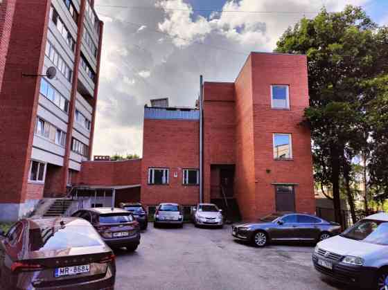 Многофункциональное здание.  Продается 4-х этажное здание, в котором расположены Rīga