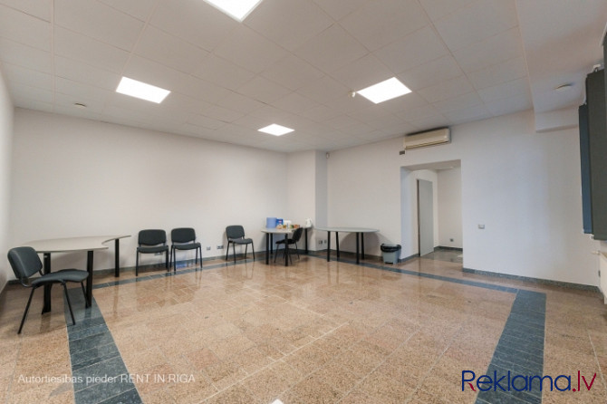 Birojs biznesa centrā Lāčplēša 41.  2 lielas telpas, 2 mazas telpas no kurām vienā var iekārtot virt Рига - изображение 4