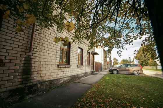 Продается дом в центре Венстпилса, на красивой улице. Площадь участка 745 м2, сад, Ventspils un Ventspils novads
