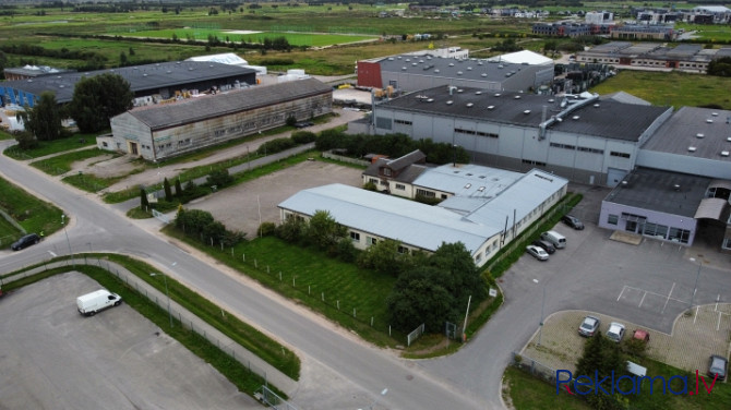 Komerctelpas Piņķos rūpnieciskās apbūves teritorijā.  Plaša zeme 4196 m2 Plaša ēka 1358 m2 Rīgas rajons - foto 4
