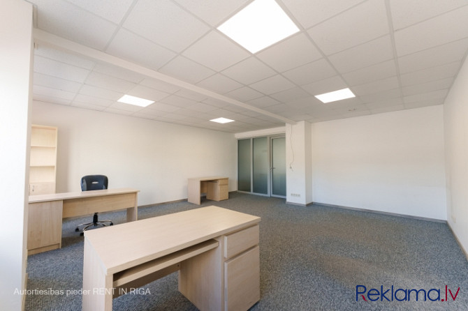 Biroja telpas biznes centrā "Forums"  + 1 telpa labā stāvoklī, aprīkota ar LED lampām un  žalūzījām; Рига - изображение 2
