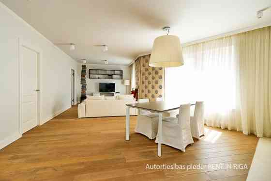 В проекте Futuris, в тихом центре Риги, продается новая 3-комнатная квартира, Рига