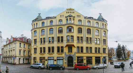 Сдается офисное помещение в историческом "Кошачьем доме".  + Местоположение; + Rīga