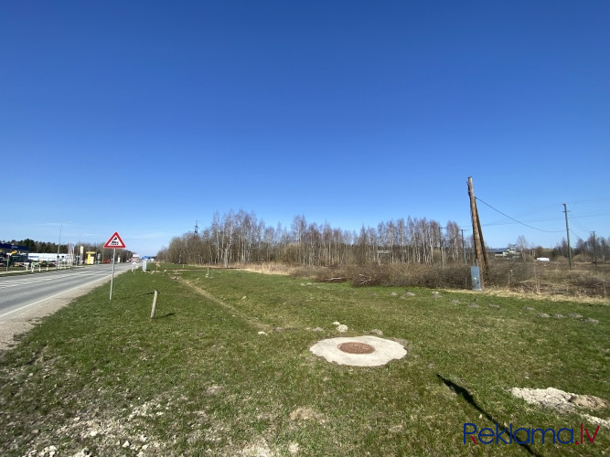 Zemes gabals Jelgavā Loka maģistrāles malā. Ērta piebraukšana un attīstīta infrastruktūra. Jelgava un Jelgavas novads - foto 1