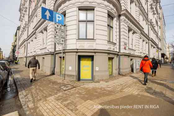 Помещения кафе в Тихом центре  Также подойдет для магазина или уличного офиса. Rīga