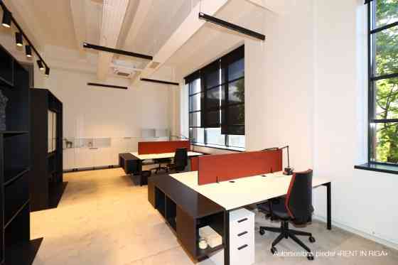 Tiek piedāvātas modernas biroja telpas.  + Plānojums un platība ir nedaudz maināma; + bildēm ilustra Рига