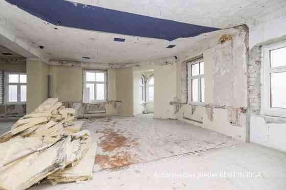 Предлагаем приобрести 2-х комнатную квартиру в реновируемом историческом доме, Rīga