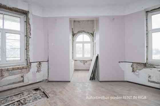 Предлагаем приобрести 3-х комнатную квартиру в реновируемом историческом доме, Рига