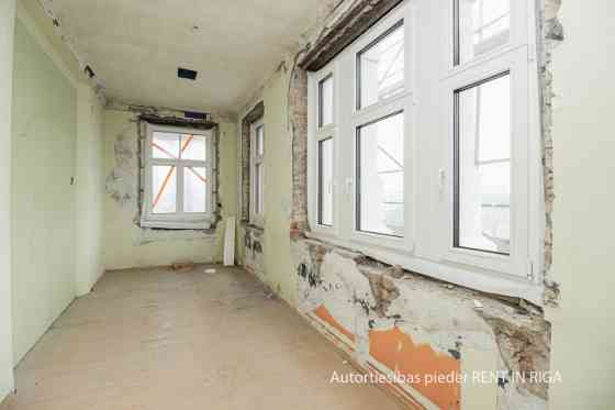 Предлагаем приобрести 2-х комнатную квартиру в реновируемом историческом доме, Рига