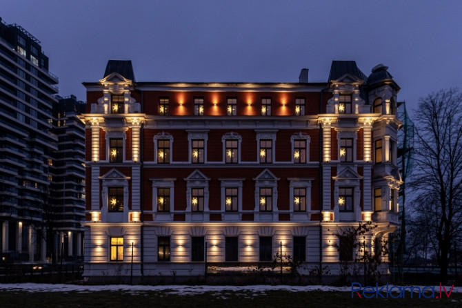 Piedāvājam iegādāties 3-istabu dzīvokli vēsturiskā renovējamā ēkā, kas izceļas ar savu Rīga - foto 2