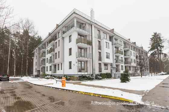Продается просторная двухэтажная квартира в проекте Jūrkalnes Pērle.  Квартира Рига