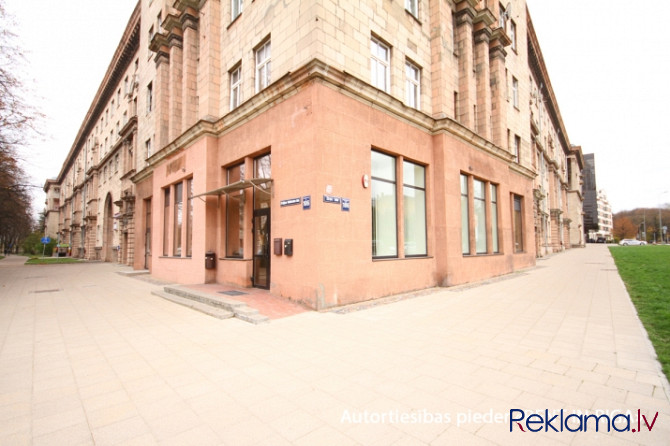 Сдается угловое помещение банка на углу Кр. Валдемара и ул. Зирню напротив АЗС Рига - изображение 2