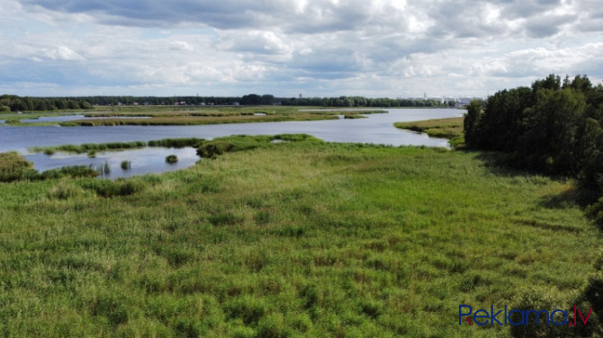 Pārdošanā zeme 1.līnijā pie ūdens. 5510 m2 liels zemes gabals Mangaļsalā, robežojas ar Rīga - foto 13