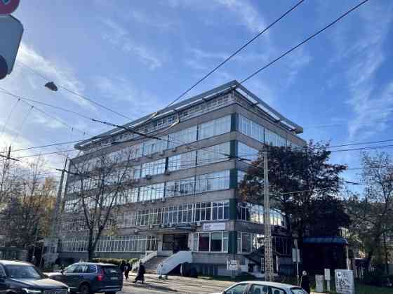 Сдается офисное помещение в хорошем месте с развитой инфраструктурой.  + 6 этаж; + Rīga